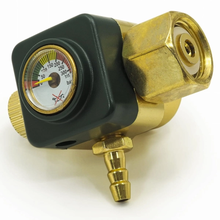 /r/e/reduktor-typ-185g-z-manometrem-do-ar-co.jpg