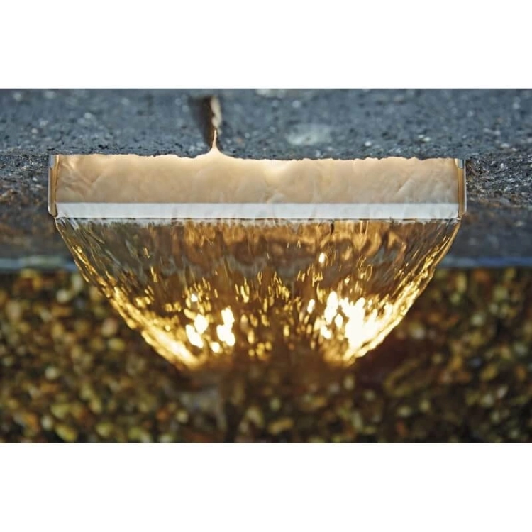 OASE-WATERFALL-ILLUMINATION-30---LISTWA-OSWIETLENIOWA-LED-DO-WATERFALL-30.webp